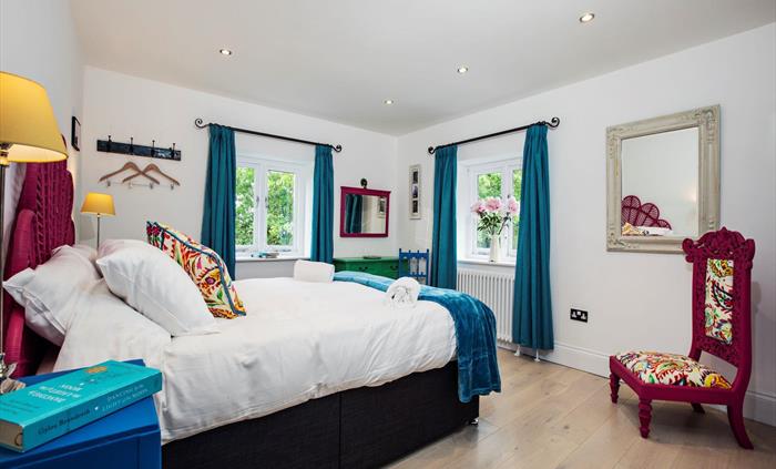 The Crazy Paisley Room